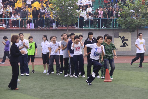 2011郑州五中运动会30*40接力赛